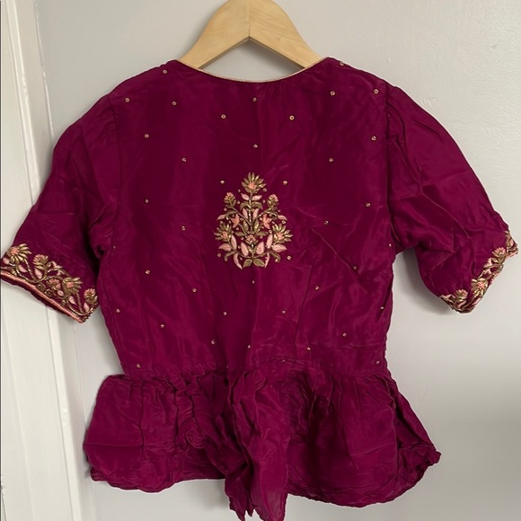 Indian/ Pakistani Magenta and peach women’s size s lehenga, traditional dress - Picture 3 of 16